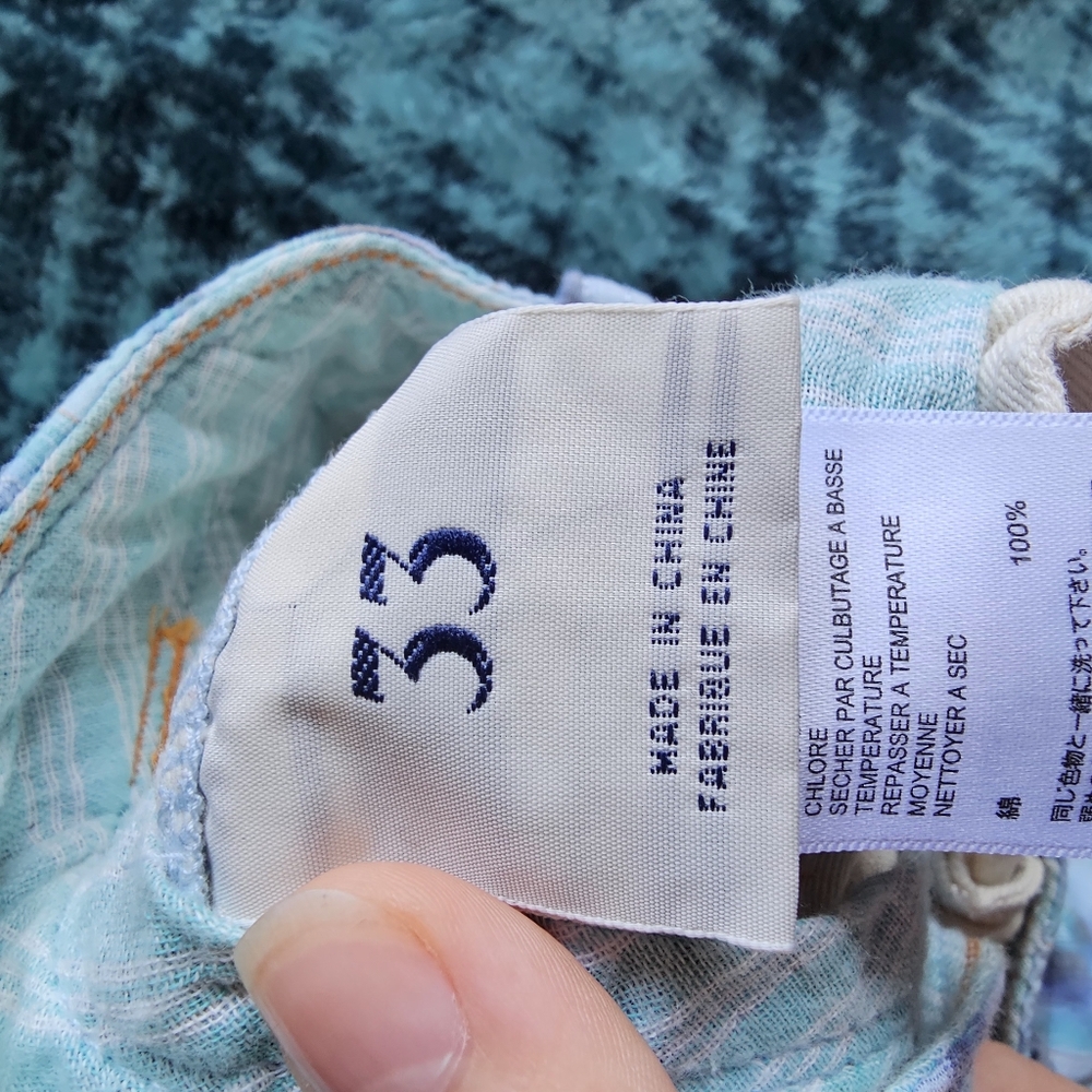 Tommy Bahama plaid blue cotton cargo shorts size 33 - Picture 11 of 12